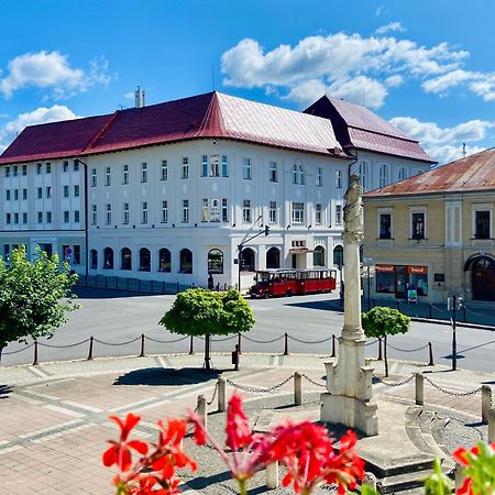 Hotel Dumbier Brezno Buitenkant foto
