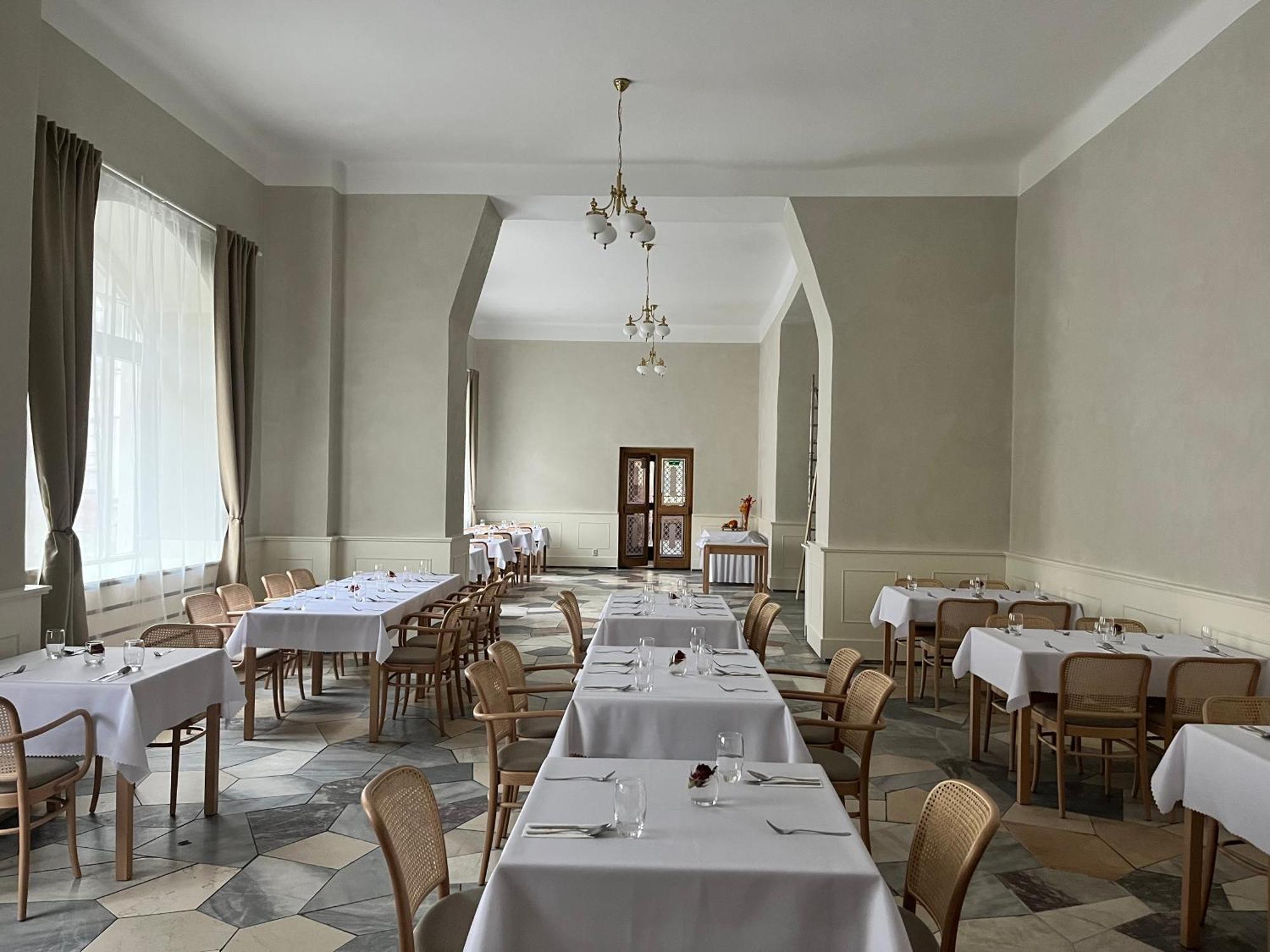 Hotel Dumbier Brezno Buitenkant foto