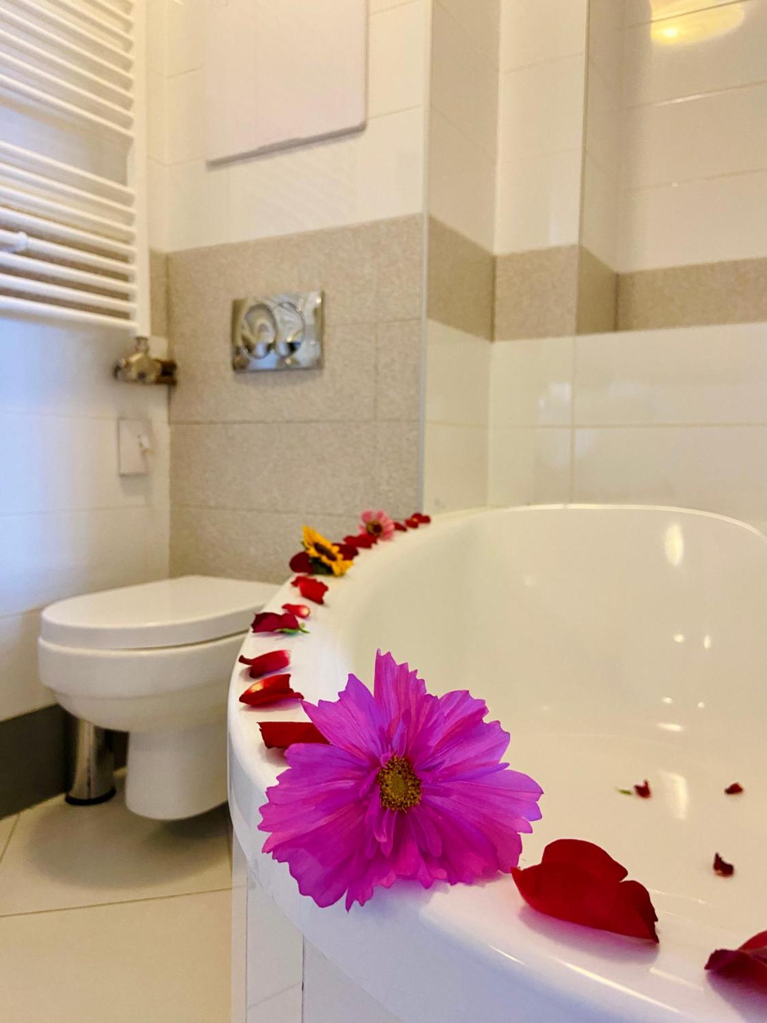 Hotel Dumbier Brezno Buitenkant foto