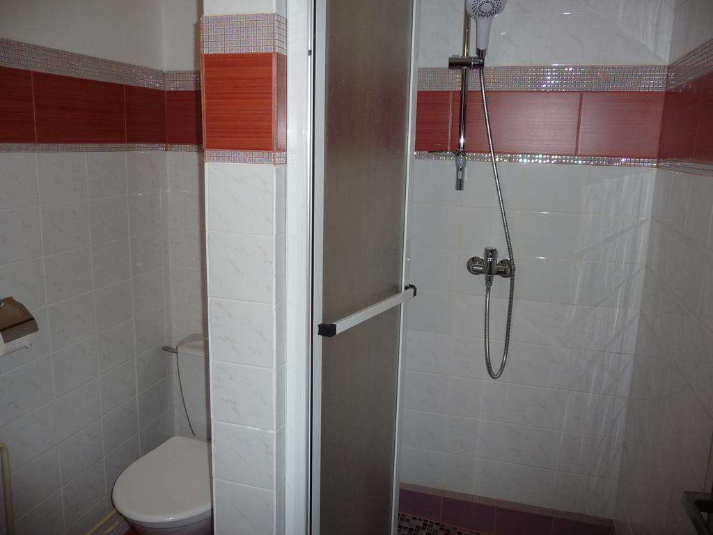 Hotel Dumbier Brezno Kamer foto