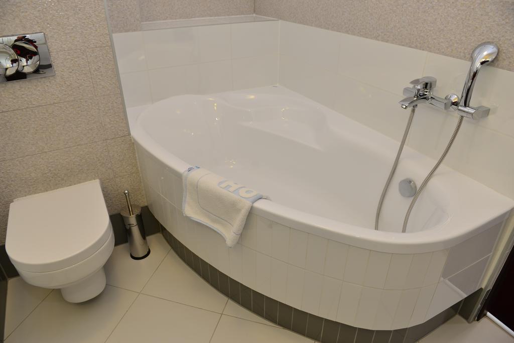 Hotel Dumbier Brezno Kamer foto
